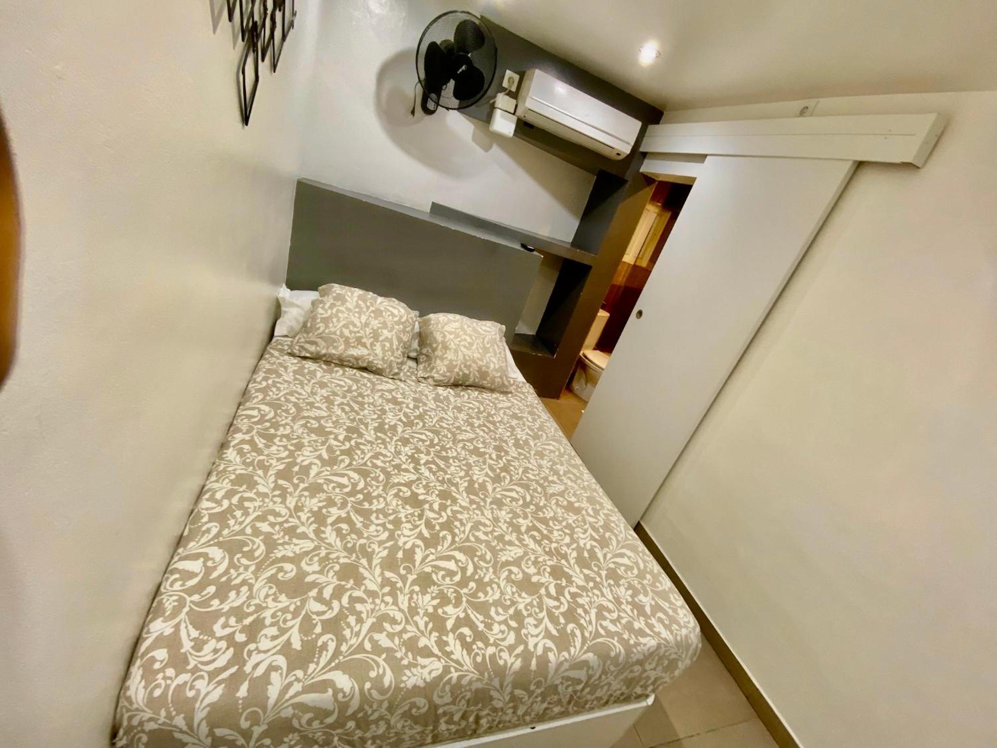 Suites Nuevas Con Bano Privado Frente Al Metro St Mwc Barcelona-Fira L'Hospitalet de Llobregat Buitenkant foto
